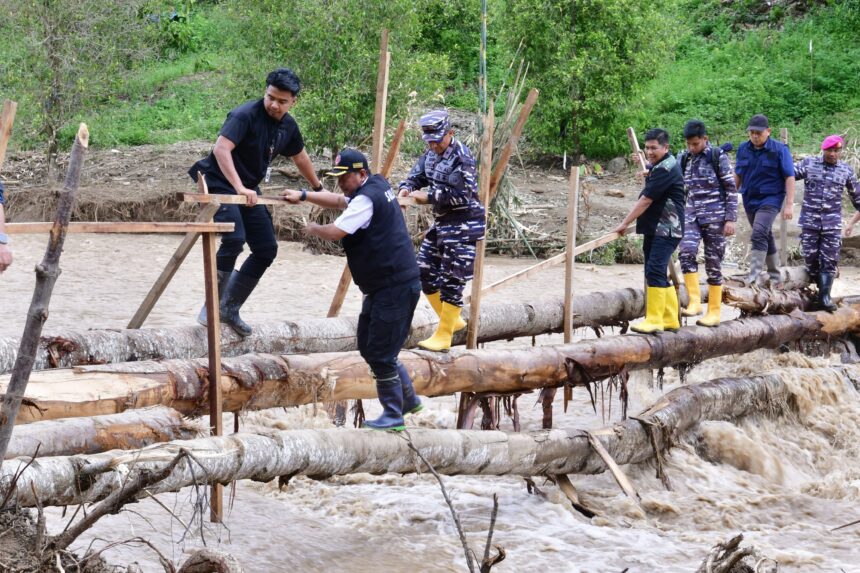 Pj Gub Sulsel ingin memastikan bantuan diterima dengan baik. Foto: dok humas