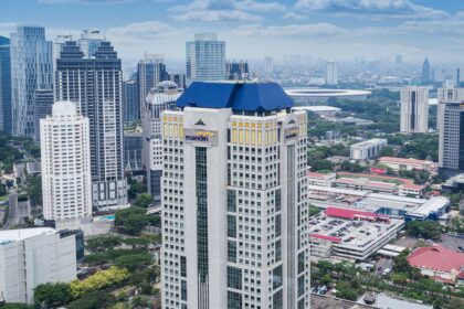 Gedung Plaza Bank Mandiri yang berlokasi di Jalan Gatot Subroto, Jakarta Selatan. Foto: Arsip Bank Mandiri