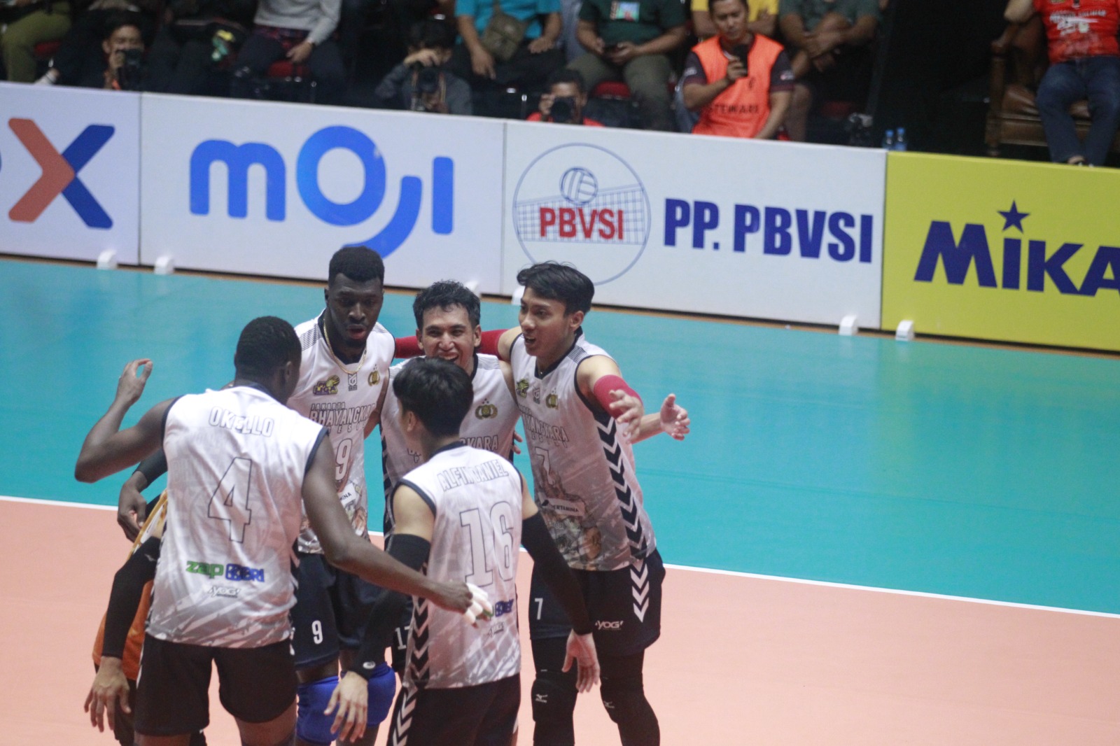 PLN Mobile Proliga 2024: Bhayangkara Presisi Kalahkan Pertamina ...