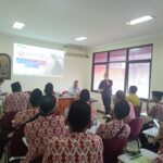 Kantor Cabang BPJS Ketenagakerjaan Jakarta Ceger menggelar sosialisasi Kerja Keras Bebas Cemas (KKBC) sekaligus layanan pendaftaran terhadap awak bus Primajasa. Sosialisasi tersebut berlangsung bergiliran di pool-pool armada Primajasa.