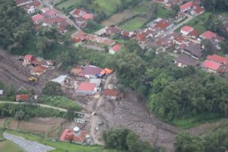 Pantauan udara wilayah terdampak galodo di Batang Tambuo, Kecamatan Sungai Pua, Kabupaten Agam. Foto: BNPB