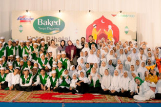 Wings Food Bersama Anak Muda Indonesia Bagikan Kebaikan melalui Halal Bihalal. (dok. Wings Food)