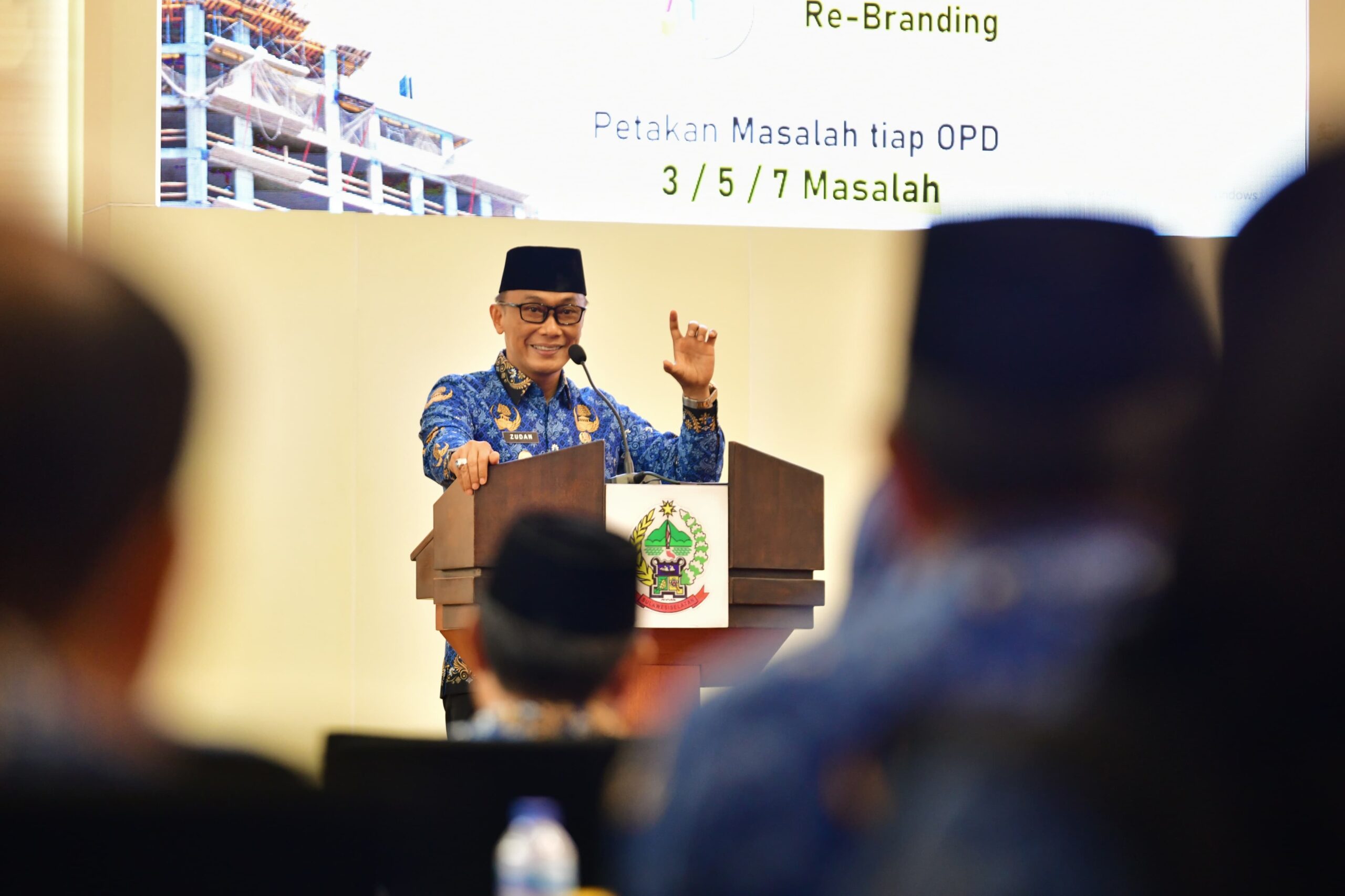 Pimpin Rapat Koordinasi Awal Sekaligus Silaturahmi, Prof Zudan Bagikan Visi Bersama Bahagiakan Masyarakat 2 WhatsApp Image 2024 05 20 at 15.14.54 1 scaled