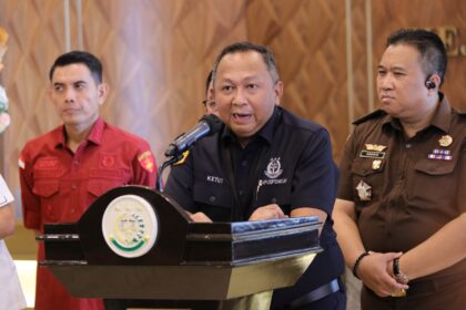 Kepala Pusat Penerangan Hukum (Kapuspenkum) Kejaksaan Agung, Ketut Sumedana saat mengggelae konferensi pers di kantornya Rabu (29/5/2024). Foto: Yudha Krastawan/ipol.id