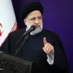 Nasib Presiden Iran Ebrahim Raisi tak jelas usai kecelakaan helikopter. Menurut Konstitusi Iran, jika presiden meninggal saat menjabat maka wakil presiden pertama yang ambil alih jabatan. Foto/REUTERS A A A TEHERAN -