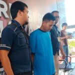 Tersangka pembunuhan Vina Cirebon, Pegi alias Perong membantah melakukan pembunuhan dalam ekspose di Mapolda Jabar, Minggu (26/5/2024). (Foto: IstI)