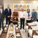 Menteri Ketenagakerjaan Ida Fauziyah menerima kunjungan kehormatan (courtesy call) Duta Besar RI untuk Persatuan Emirat Arab (PEA) Husin Bagis di kantor Kemnaker. Foto: Kemnaker