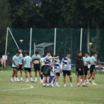 Latihan perdana Timnas Indonesia tergelar di Lapangan A dan B Senayan, Jakarta, Selasa (28/5/2024). Foto: PSSI