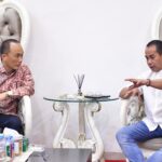 Kapolda Sulawesi Selatan Irjen Pol Andi Rian R Djajadi (ka) bersama Pj Gubernur Sulsel, Prof Zudan Arif Fakrulloh. Foto: dok humas