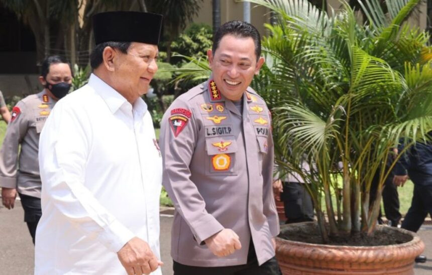 Menteri Pertahanan Prabowo Subianto bersama Kapolri Jenderal Listyo Sigit Prabowo. Foto: dok. Tim Media Prabowo Subianto