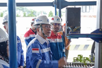 Menteri Perdagangan (Mendag), Zulkifli Hasan saat menyambangi SPBE PT Bajubang Gasindo, Cimahi, Sabtu (1/6/2024). Foto: Dok Pertamina