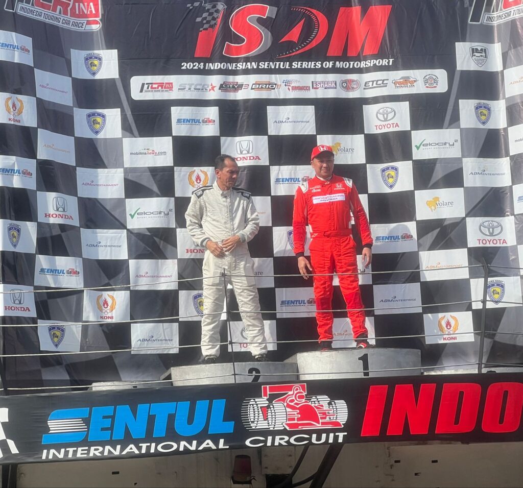 Avila Bahar Bangga Raih Double Podium  Kelas 1500 dan 1200.foto/issom