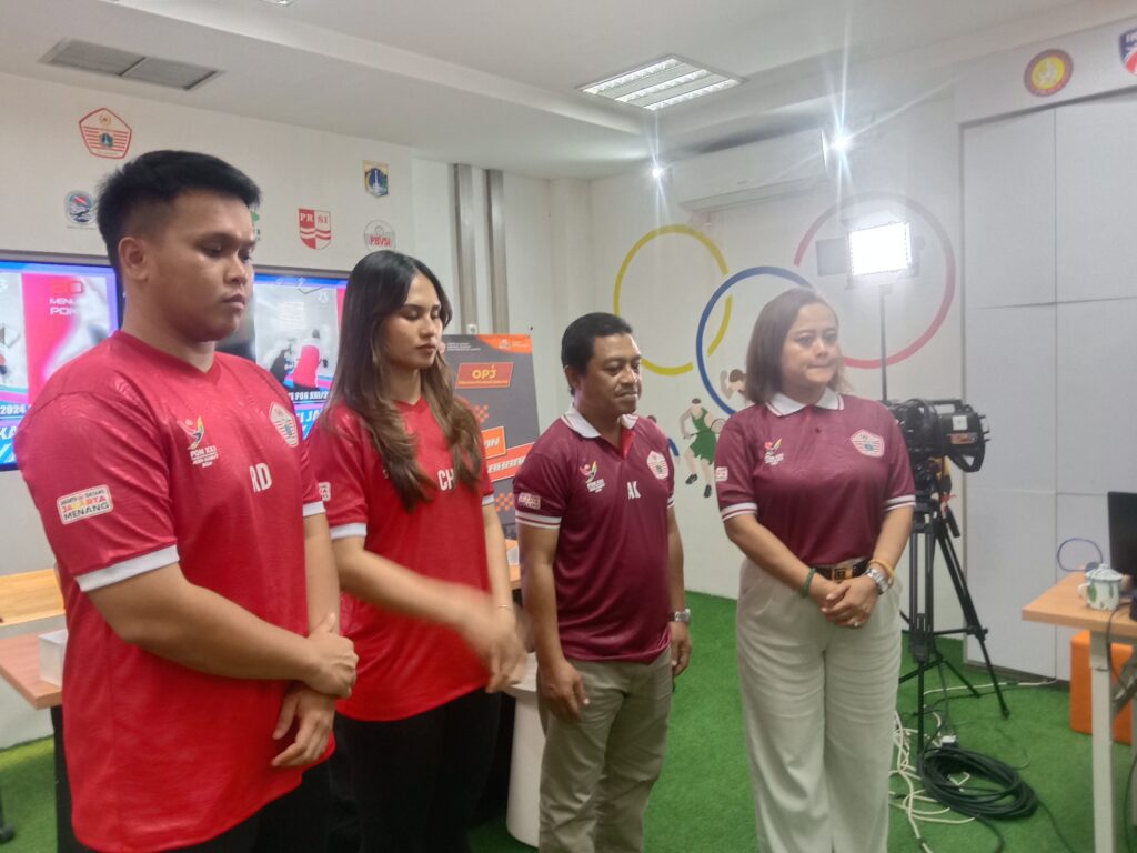 Manajer tim Karate DKI Jakarta Esti Puji Lestari. (Foto: IPOL.ID)