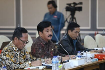 Menko Polhukam Hadi Tjahjanto pada Rapat Kerja Panitia Khusus RUU tentang Perubahan Atas UU Nomor 32 Tahun 2014 tentang Kelautan di DPR RI, Jakarta, Senin (3/6/2024). Foto: Kemenko Polhukam
