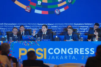Ketum PSSI Erick Thohir saat membuka Kongres Biasa PSSI 2024 di Hotel Shangri-La, Jakarta Pusat, Senin (10/6/2024)