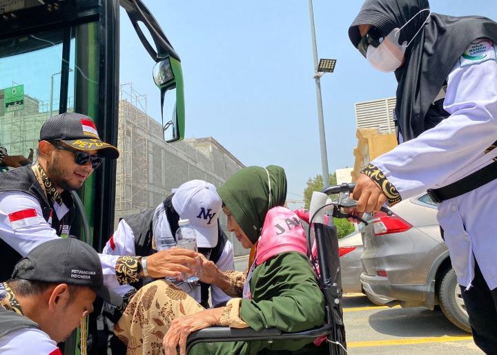 Jamaah haji Indonesia bersiap menuju Arafah untuk melakukan wukuf. Foto: Kemenag