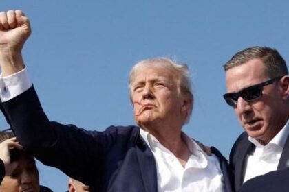 Donald Trump usai ditembak