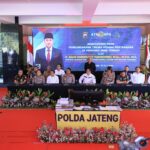 Menteri AHY saat hadir memberi keterangan pada konpers di Mapolda Jateng. Foto: humas ATR/BPN