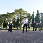 Olahraga rutin bersama di lingkungan ASN Pemprov Sulsel. Foto: dok humas