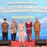 PT Permodalan Nasional Madani (PNM) bersama Otoritas Jasa Keungan (OJK) Regional Aceh memberikan edukasi terkait keuangan syariah kepada Pelaku usaha ultra mikro yang tergabung sebagai nasabah PNM Membina Ekonomi Keluarga Sejahtera (Mekaar).