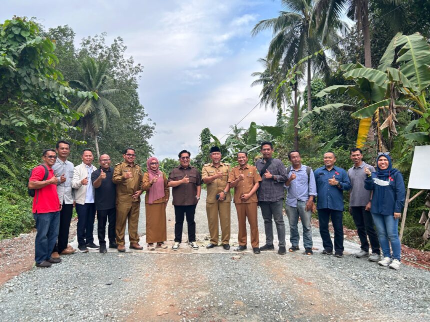 "Gelombang darat" yang dimaksud yakni rusaknya jalan utama baik masuk dan keluar. Foto: dok humas