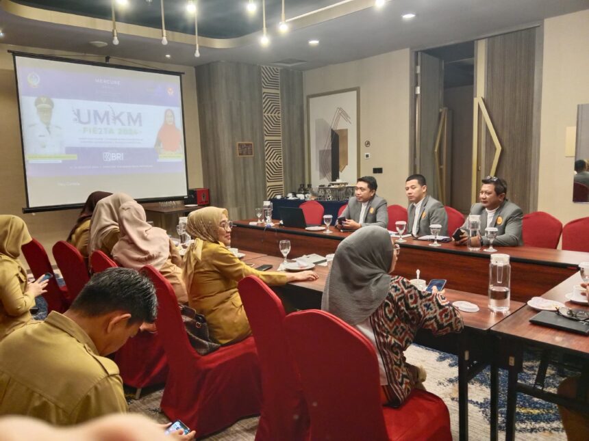 Forum ini menjadi momentum untuk memperkenalkan berbagai produk UMKM, sekaligus menjadi forum untuk mempertemukan pelaku usaha dari berbagai daerah di Sulsel. Foto: dok humas