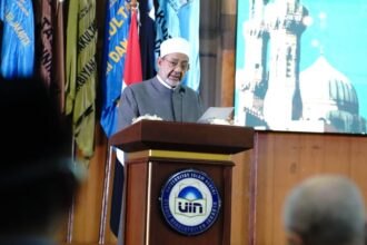 Grand Syekh Al Azhar, Imam Akbar Ahmed Prof. Dr. Syekh Ahmad Muhammad Ahmad Ath-Thayyeb memberikan kuliah umum di UIN Syarif Hidayatullah, Jakarta. Foto: Ist