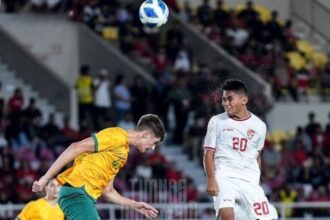 Indonesia vs Australia di semifinal Piala AFF U-16 2024 di Stadion Manahan, Solo, Senin (1/7/2024). Foto: Ist