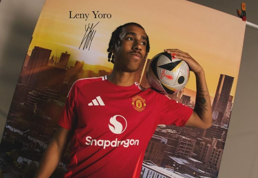 Leny Yoro resmi bergabung dengan Manchester United