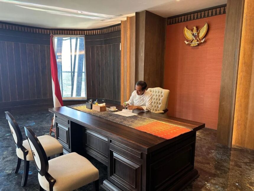 Presiden Joko Widodo berkantor di IKN. Foto: Instagram @jokowi