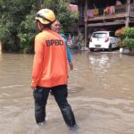 (BPBD) Kabupaten Sidenreng Rappang turun ke lokasi terdampak melakukan pendataan dan penanganan banjir. Foto: BPBD Kabupaten Sidenreng Rappang