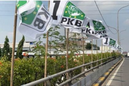 Ilustrasi bendera partai PKB yang terpasang di kawasan Jakarta.(Foto dok PKB)