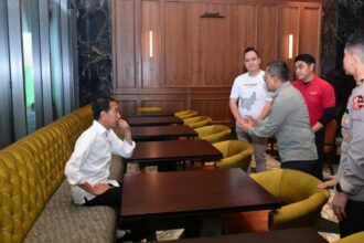 Presiden Joko Widodo melakukan peninjauan Hotel Nusantara, Kabupaten Penajam Paser Utara, Provinsi Kalimantan Timur, pada Selasa, 30 Juli 2024. Foto: BPMI Setpres