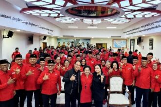 Ketua Umum PDI Perjuangan Megawati Soekarnoputri bersama pengurus DPP PDIP. Foto: dok. PDIP