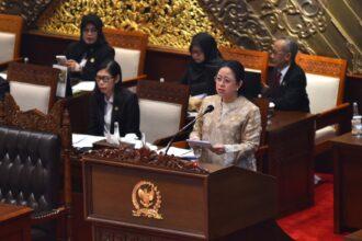 Ketua DPR RI Puan Maharani saat menyampaikan pidato penutupan masa sidang V tahun sidang 2023-2024 di Senayan, Jakarta, Kamis (11/7/2024). Foto: Kresno/vel