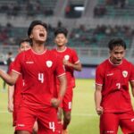 Pasukan Indra Sjafri itu menang telak dengan skor 6-0 pada laga perdana Grup A ASEAN U-19 Boys Championship melawan Filipina di Stadion Gelora Bung Tomo, Surabaya, malam ini. Foto: PSSI