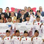 Bank Mandiri memberikan apresiasi kepada 76 Anggota Paskibraka yang telah sukses menjalankan tugas pada peringatan Hari Ulang Tahun ke-79 Kemerdekaan Republik Indonesia. Foto: Dok Bank Mandiri