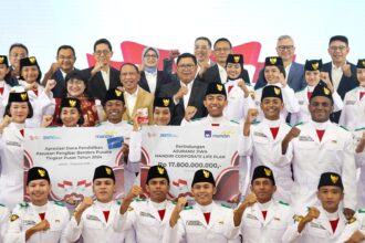 Bank Mandiri memberikan apresiasi kepada 76 Anggota Paskibraka yang telah sukses menjalankan tugas pada peringatan Hari Ulang Tahun ke-79 Kemerdekaan Republik Indonesia. Foto: Dok Bank Mandiri