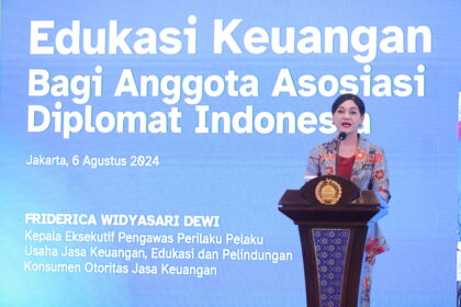 Kepala Eksekutif Pengawas Perilaku Pelaku Usaha Jasa Keuangan, Edukasi dan Pelindungan Konsumen OJK Friderica Widyasari Dewi. Foto: OJK