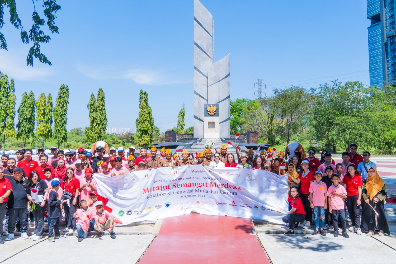 Swiss-Belhotel International - Jawa Timur Rajut Semangat Kemerdekaan Bersama UPTD Kampung Anak Negeri dan Legiun Veteran. Foto: istimewa