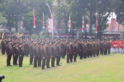 Upacara Peringatan HUT Kemerdekaan ke-79 RI, di Lapangan Utama Kejaksaan Agung, Jakarta, Sabtu (17/8/2024). Foto: Puspenkum Kejaksaan Agung