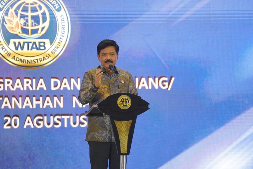 Menteri Koordinator Bidang Politik, Hukum, dan Keamanan (Menko Polhukam), Hadi Tjahjanto mengapresiasi, program WTAB dijalankan Kementerian Agraria dan Tata Ruang/Badan Pertanahan Nasional (ATR/BPN). Foto: Dok/ATR/BPN