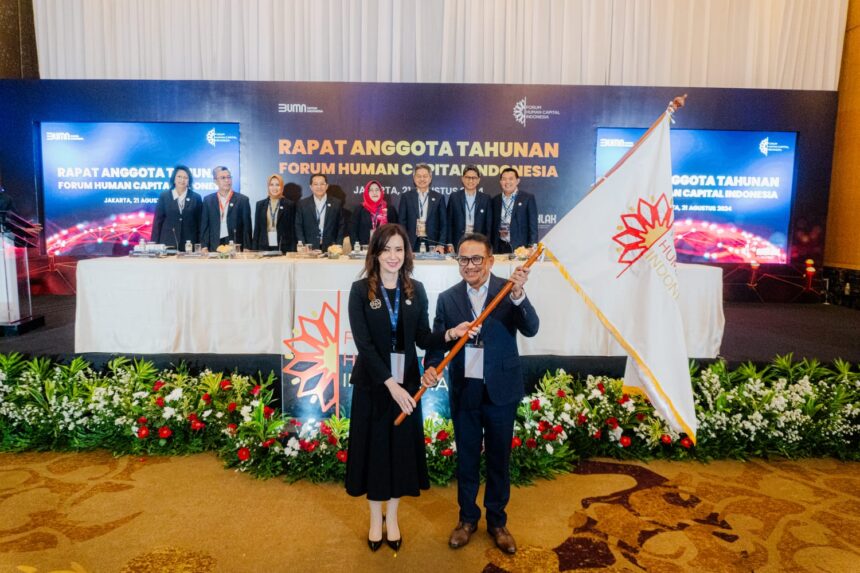 Agus Dwi Handaya terpilih dalam Rapat Anggota Tahunan (RAT) FHCI 2024, menggantikan Alexandra Askandar yang telah menjabat sebagai Ketua Umum FHCI Periode 2021-2024. Foto: Dok Bank Mandiri