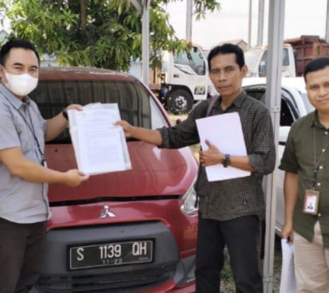 Kegiatan lelang eksekusi barang rampasan yang berasal dari perkara Tindak Pidana Pencucian Uang (TPPU) atas nama terpidana Mustofa Kamal Pasa. Foto: Humas KPK