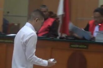 Suasana sidang lanjutan kasus pembunuhan Raden Andante Khalif Pramudityo, 6, anak Selebgram/artis Tamara Tyasmara, memasuki agenda mendengarkan keterangan 3 saksi ahli. Terdakwa Yudha Arfandi hadiri persidangan di Pengadilan Negeri Jakarta Timur, Kamis (22/8/2024). Foto: Ist