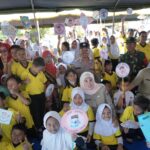 Para murid SDN 03 Baru, Kelurahan Baru, Kecamatan Pasar Rebo, mendapatkan edukasi dalam Kampanye Gerakan Memasyarakatkan Makan Ikan (Gemarikan) dilakukan Pemerintah Kota Jakarta Timur, pada Selasa (27/8/2024). Foto: Ist