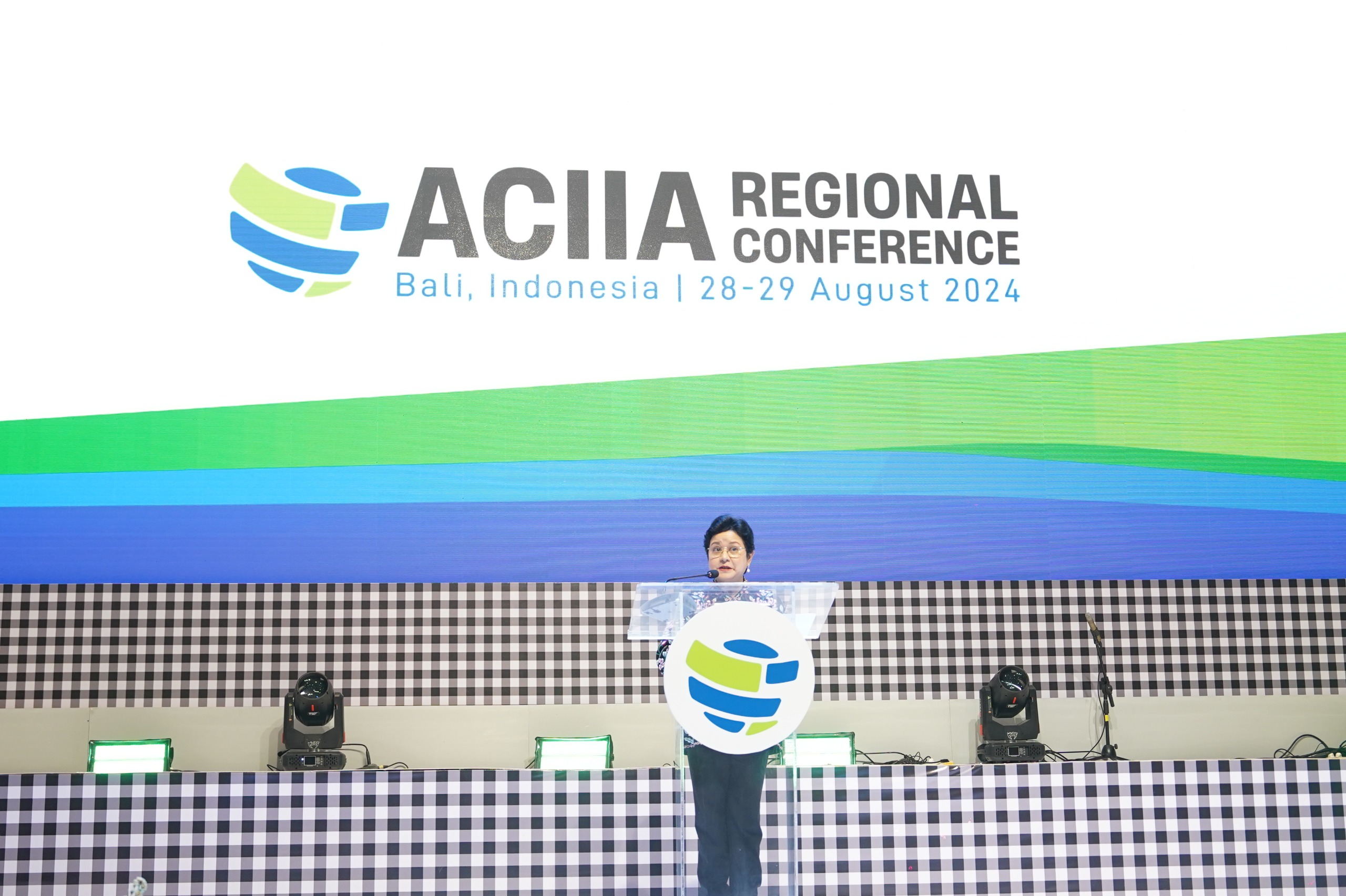 Ketua Dewan Audit OJK Sophia Wattimena dalam Asian Confederation of Institutes of Internal Auditors (ACIIA) Regional Conference 2024 Internasional dengan tema “Purposeful Impact” yang diselenggarakan oleh Institute if Internal Auditors (IIA) Indonesia di Bali, Rabu.