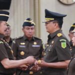 Mantan Direktur Penyidikan pada Jaksa Agung Muda Pidana Khusus (Jampidsus) Kejaksaan Agung, Kuntadi resmi dilantik sebagai Kepala Kejaksaan Tinggi (Kajati) Lampung. Foto: Dok Kejaksaan Agung RI