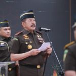 Jaksa Agung ST Burhanuddin saat melantik sejumlah pejabat eselon dua di Gedung Utama Kejaksaan Agung, Jakarta, Kamis (29/8/2024). Foto: Dok Kejaksaan Agung RI