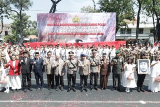 Peringatam Hari Juang Polri di depan Monumen Perjuangan Polri, Kota Surabaya, Rabu (21/8/2024). Foto: Humas Polri